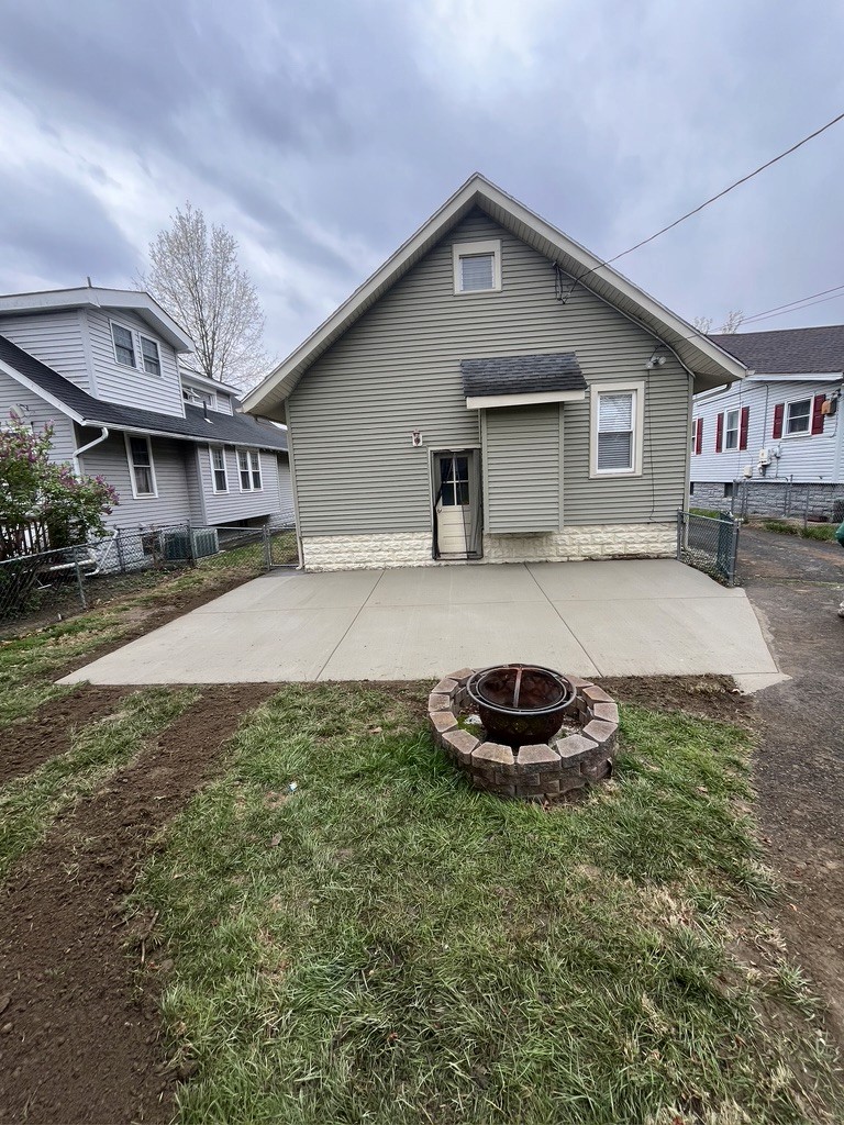 Carmack Patio Slab — image 2